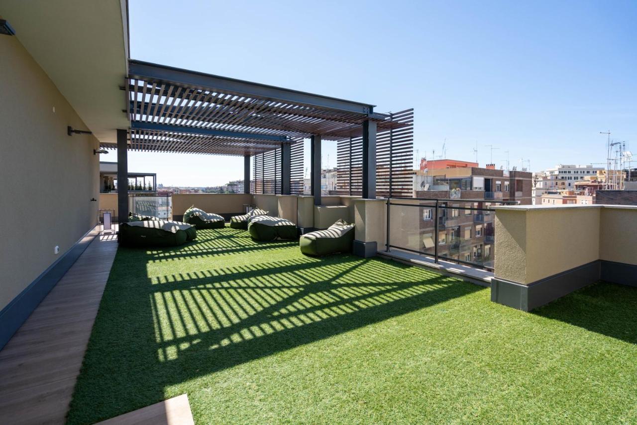 Aurealiving - Trastevere Suite With Rooftop & Gym, Your Place In Róma Kültér fotó